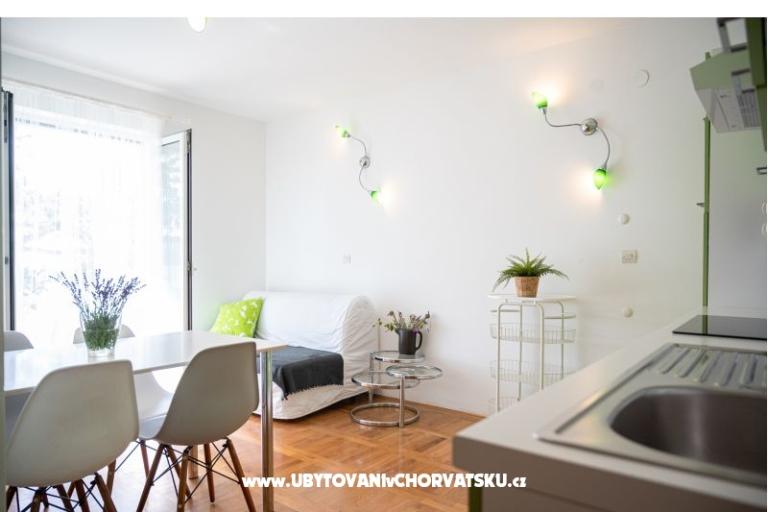 Beachfront Apartmány Carlo – foto 11