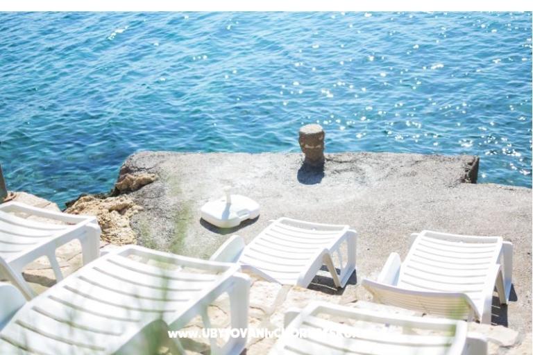 Beachfront Apartmány Christian – foto 16