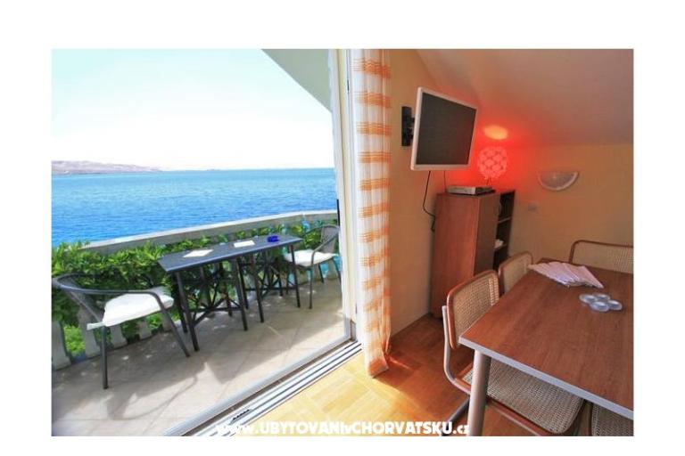 Beachfront Apartmány Christian – foto 3