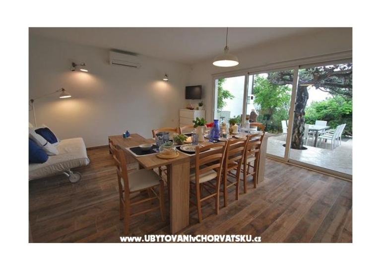 Beachfront Apartmány Christian – foto 4