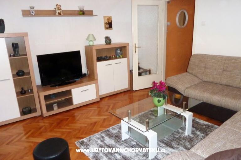 Holiday Home Sara- Kastel Stafilic – foto 8