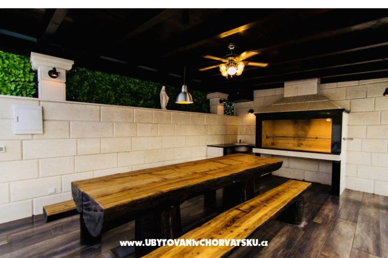 Villa Aurora Kastela – foto 9