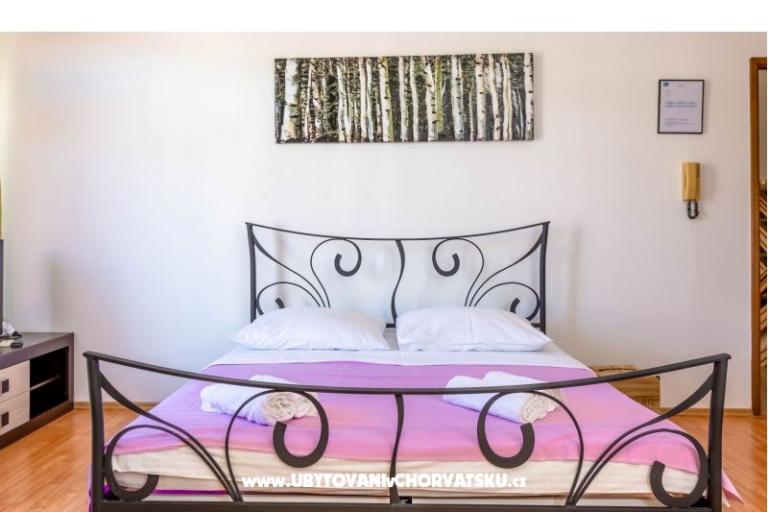 West Apartmány – foto 28