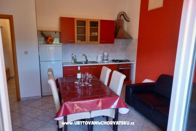 Apartm. Vlahinić Mirjana i Valerija – foto 16