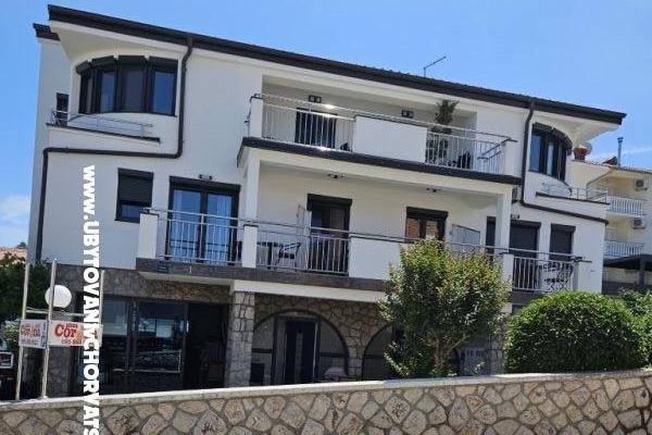 Lucia Apartmány – foto 12