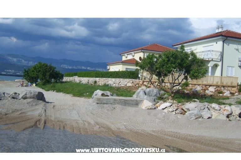 Villa Klimno direct na pláži – foto 10