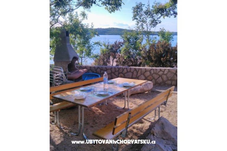 Villa Klimno direct na pláži – foto 12