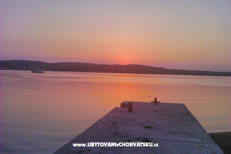 Villa Klimno direct na pláži – foto 8