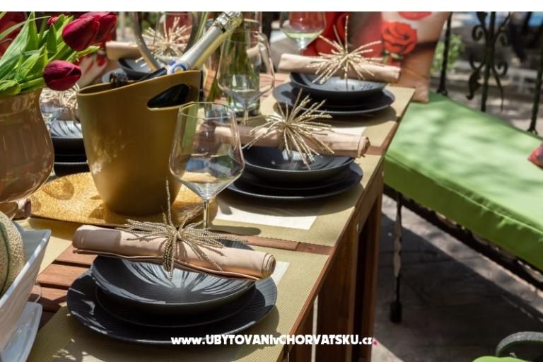 Apartmány Romilda, by the beach – foto 17