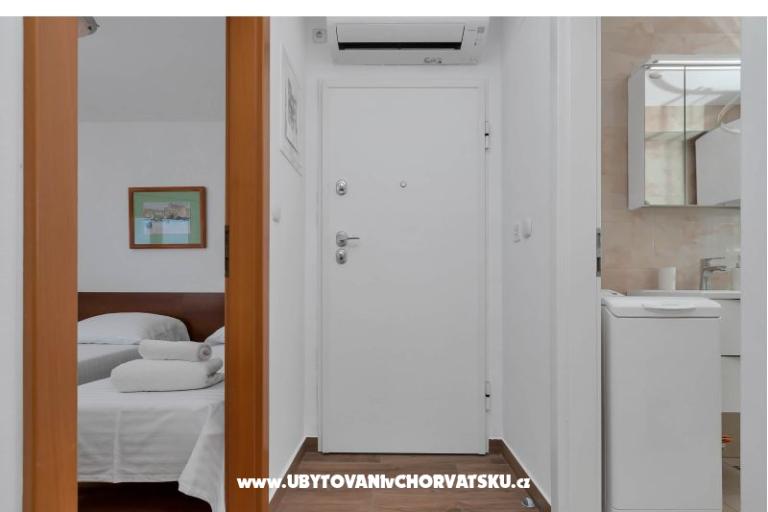 Ivan Sea View Apartmán – foto 20