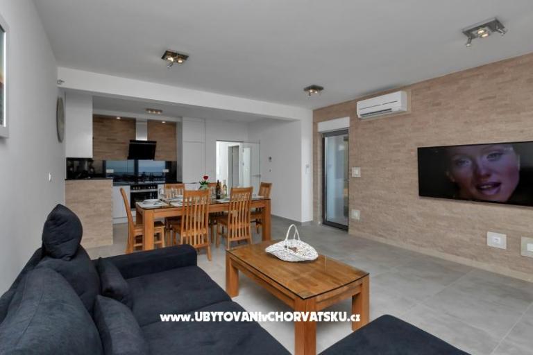 Luxury Apartmány + beach parking – foto 5