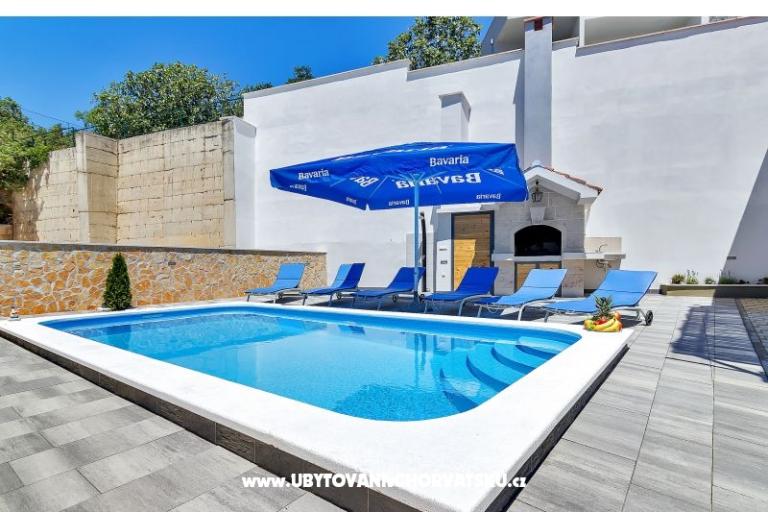 Apartmány s bazénem – foto 17