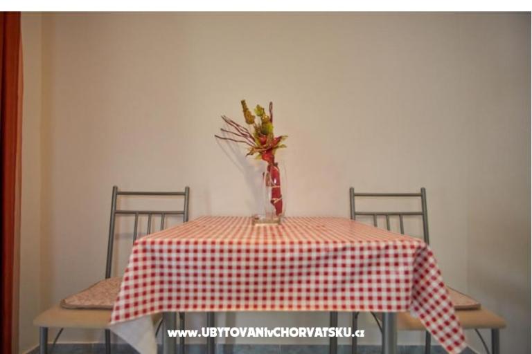 Apartmány Boris - Vinisce at Trogi – foto 10