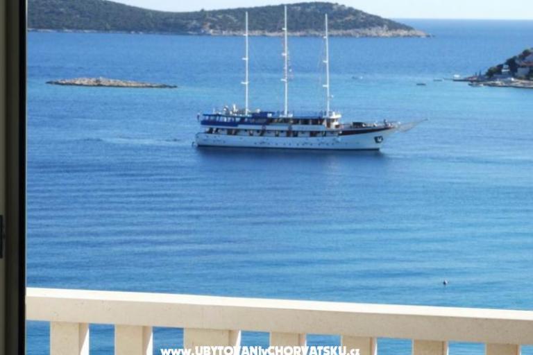 Apartmány Villa MANDINA s bazénem – foto 3