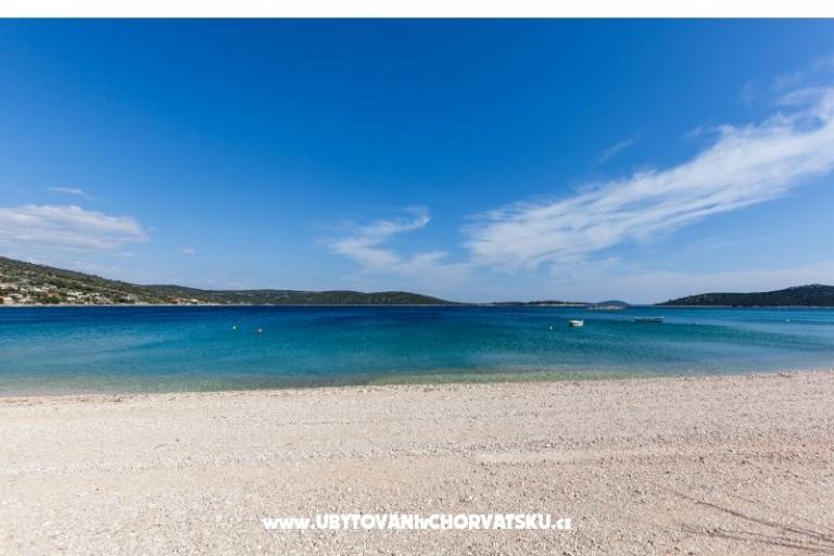 BayBeach Apartmány Sevid – foto 14