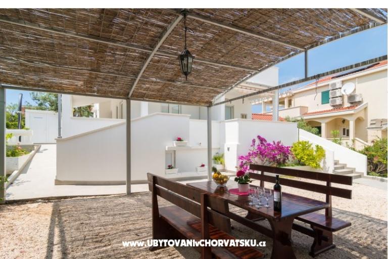 BayBeach Apartmány Sevid – foto 4