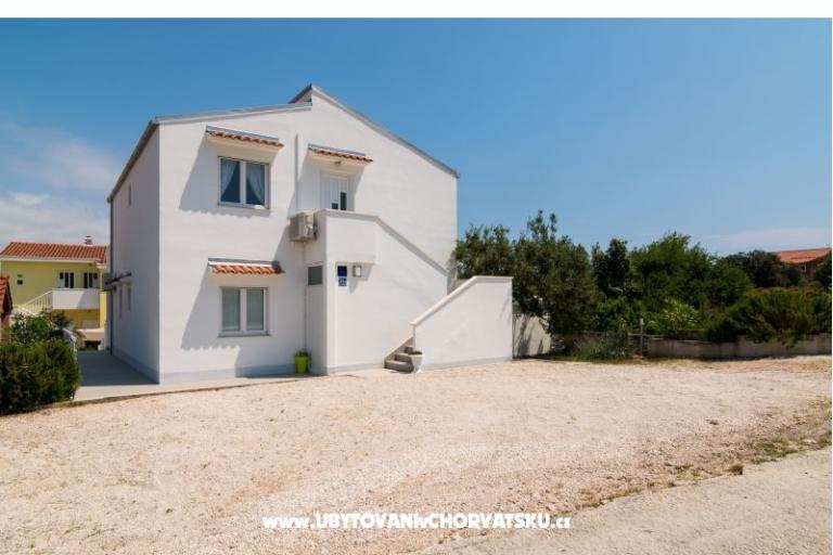 BayBeach Apartmány Sevid – foto 8