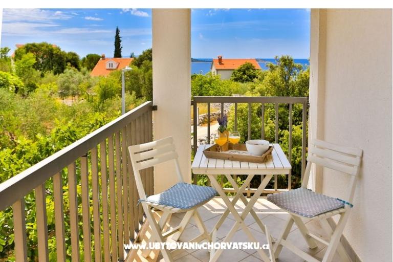 Apartmány Vila Nena s bazénem – foto 13