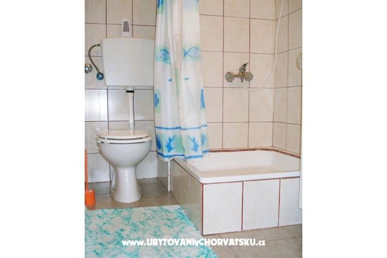 Central Apartmán with Balcony – foto 7