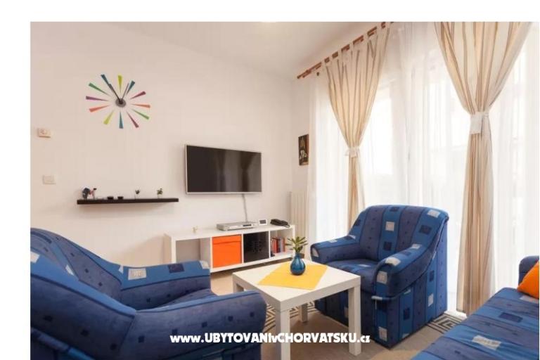 Apartmán Oliva D1 s bazénem – foto 10