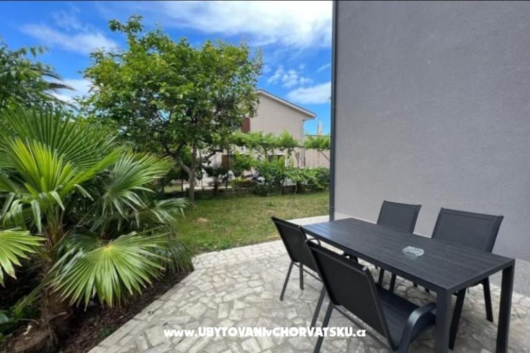 Flowers Apartmán Medulin, Fucane 2 – foto 2