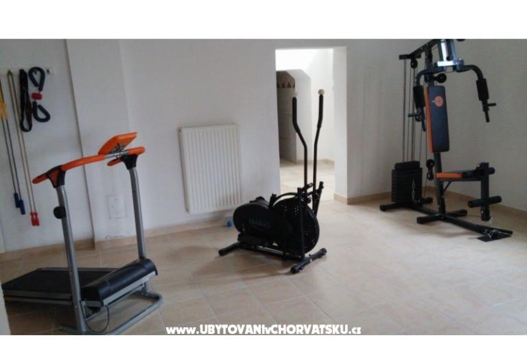 Villa Luka - jacuzzi, pool, sauna – foto 9