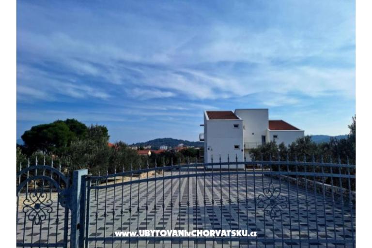 Apartmány AS sa bazenom – foto 10