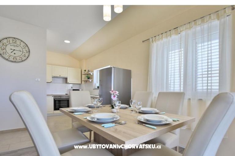 Apartmány Mica – foto 12