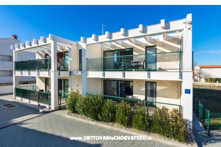 Queen Beach Resort Apartmány – foto 5