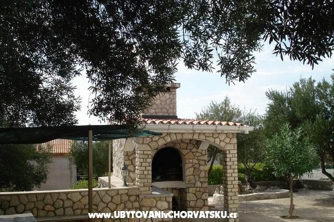 Apartmány Jakišnica – foto 2