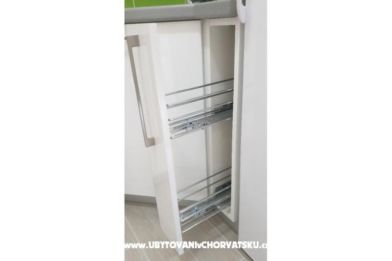 Macadams apartmani i restoran – foto 16