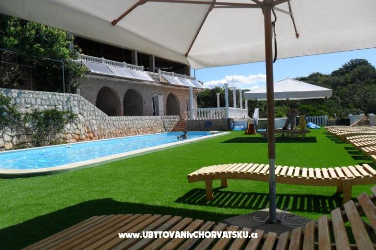 Macadams apartmani i restoran – foto 3