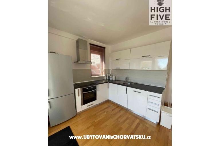 High Five Luxury Dům Novalja – foto 12