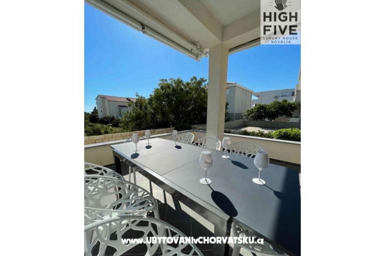 High Five Luxury Dům Novalja – foto 8