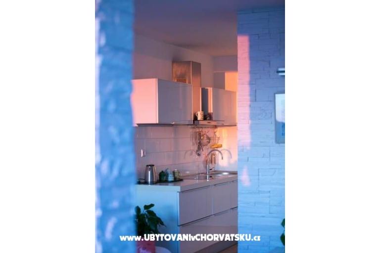 Apartmán Dodo s bazénem – foto 15