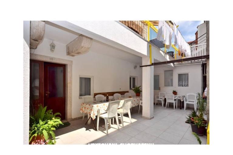 Apartmány Stari Grad /Omiš center/ – foto 2