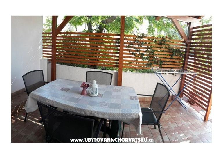 Apartmány Tina Pakoštane – foto 11