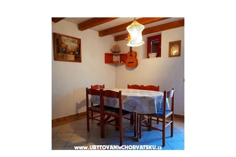 Kamenný dům Porat – foto 11