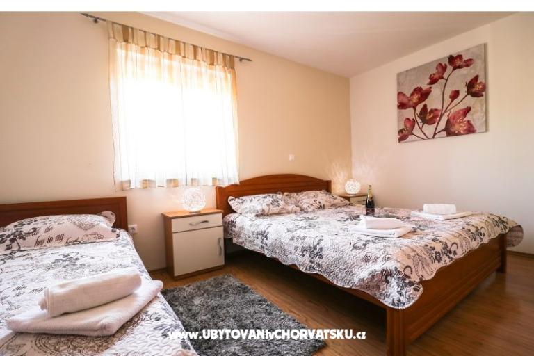  Dům s bazénem - Villa Marijana  – foto 16