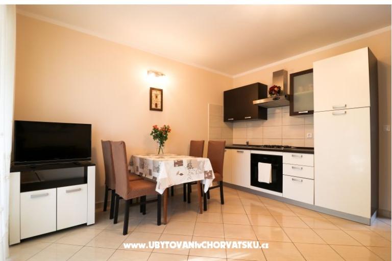  Dům s bazénem - Villa Marijana  – foto 18