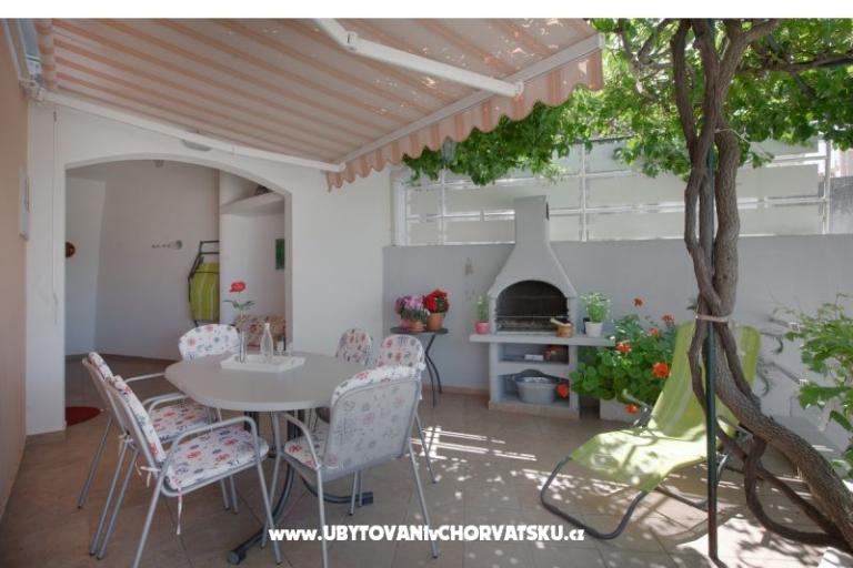 Apartmány MARINA - Villa NEDIKA – foto 13