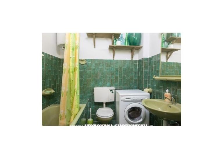 LI V R - Podgora – foto 7