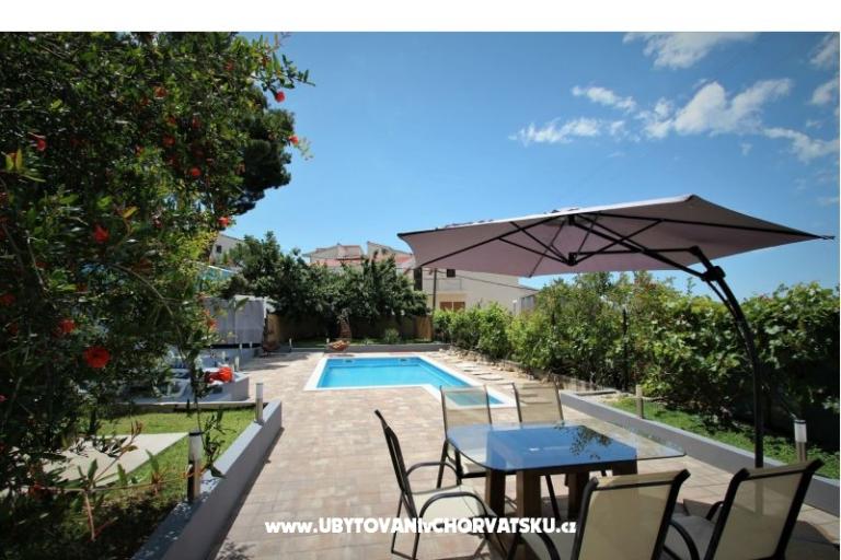 Wide Apartmán with Pool  – foto 2