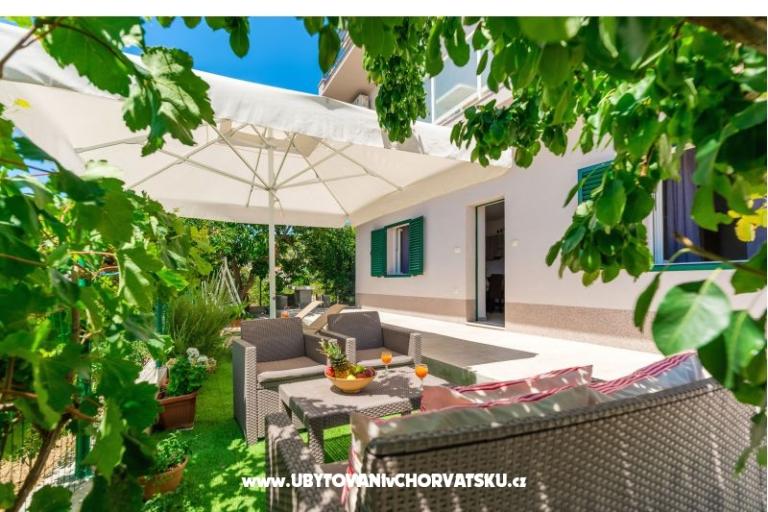 Apartmány s bazenom Cvita/Podstrana – foto 14