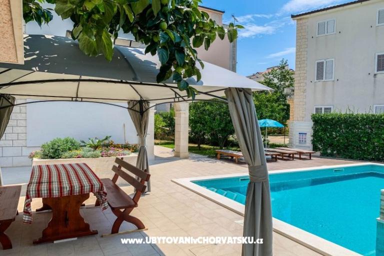 Apartmány Lemon Garden s bazénem – foto 9