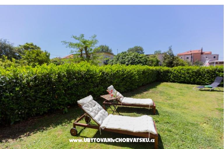 Apartmán lux with garden – foto 3