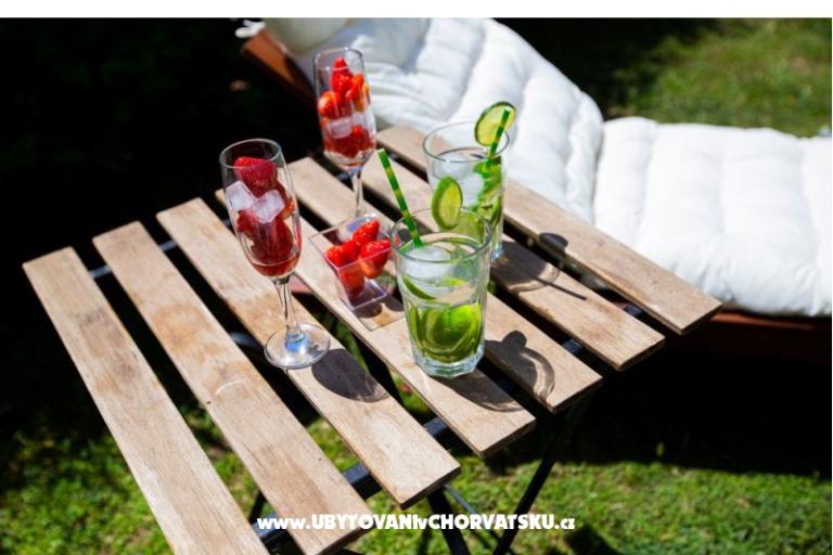 Apartmán lux with garden – foto 4