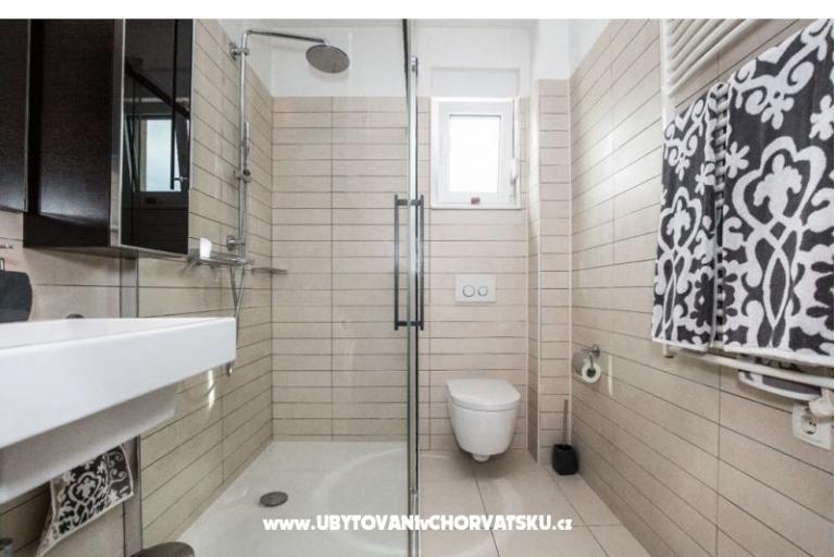 Bubbles Luxury Penthouse with jacuz – foto 14