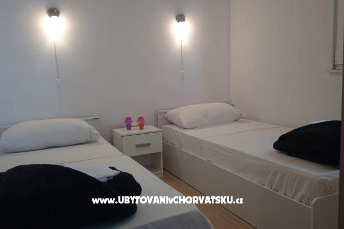 Apartmány 7 m od mora – foto 7