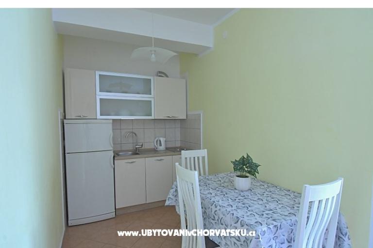 Apartmány TONĆI I IRIS*** – foto 21